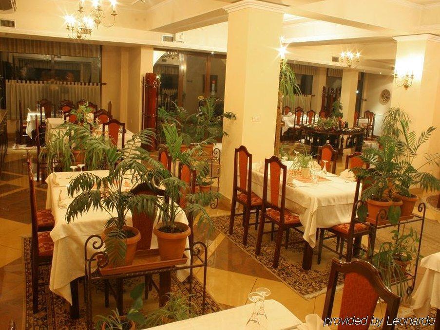 Hotel Baron Tirana Ristorante foto