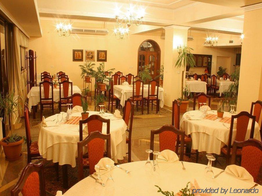 Hotel Baron Tirana Ristorante foto